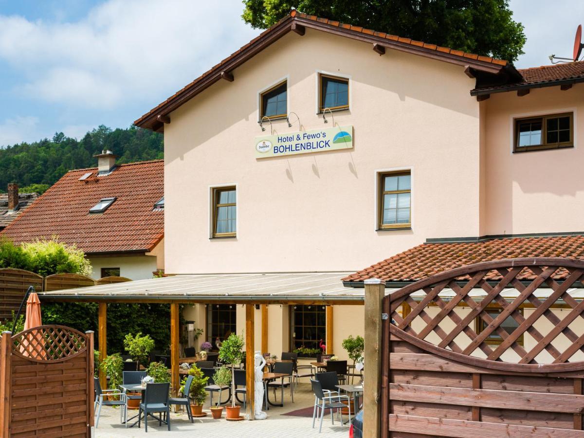 Hotel & Ferienwohnungen Bohlenblick Saalfeld Saale Zewnętrze zdjęcie