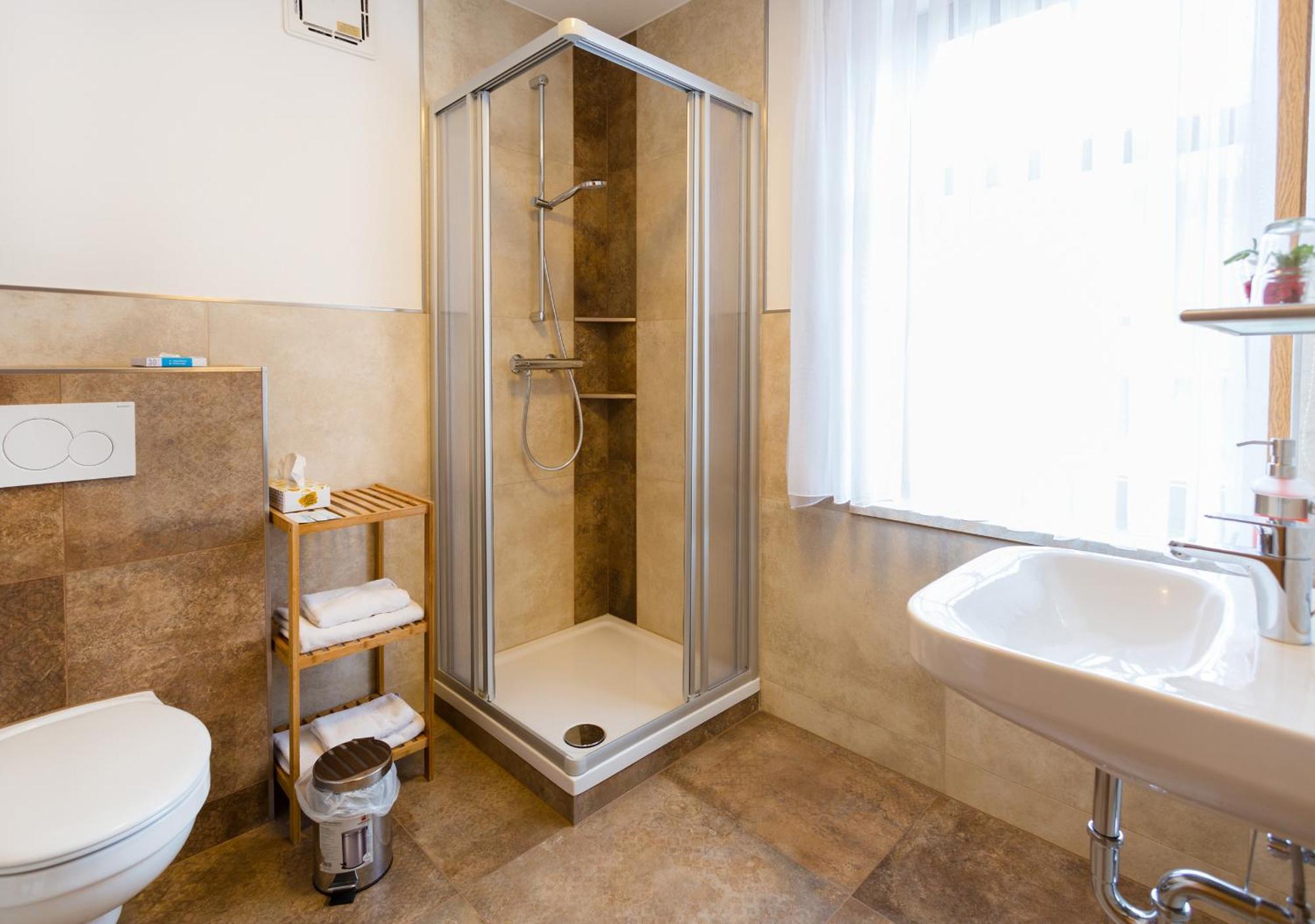 Hotel & Ferienwohnungen Bohlenblick Saalfeld Saale Zewnętrze zdjęcie