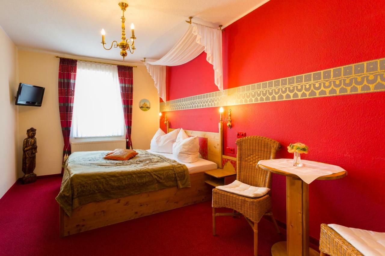 Hotel & Ferienwohnungen Bohlenblick Saalfeld Saale Zewnętrze zdjęcie