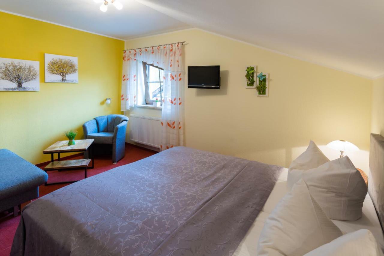 Hotel & Ferienwohnungen Bohlenblick Saalfeld Saale Zewnętrze zdjęcie