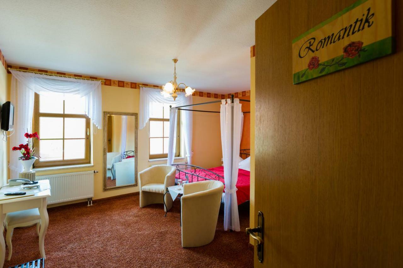 Hotel & Ferienwohnungen Bohlenblick Saalfeld Saale Zewnętrze zdjęcie